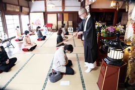 家庭教育学級　[座禅/写経体験]